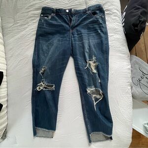 ABERCROMBIE & FITCH LOW RISE JEANS